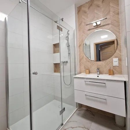 Paderewskiego Two Bedrooms Private Garage Air Condition *