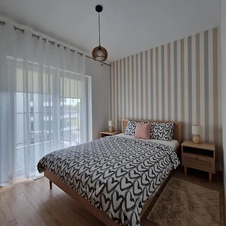 Apartment Paderewskiego Two Bedrooms Private Garage Air Condition Balkon Faktura Rzeszow