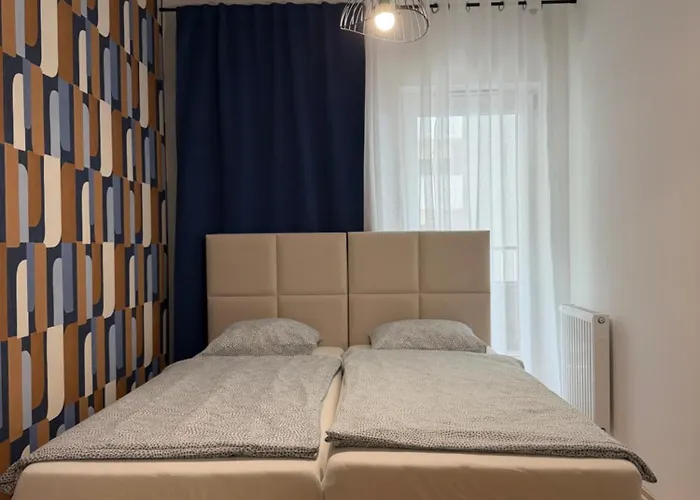 Paderewskiego Two Bedrooms Private Garage Fv Self Check-in Lägenhet